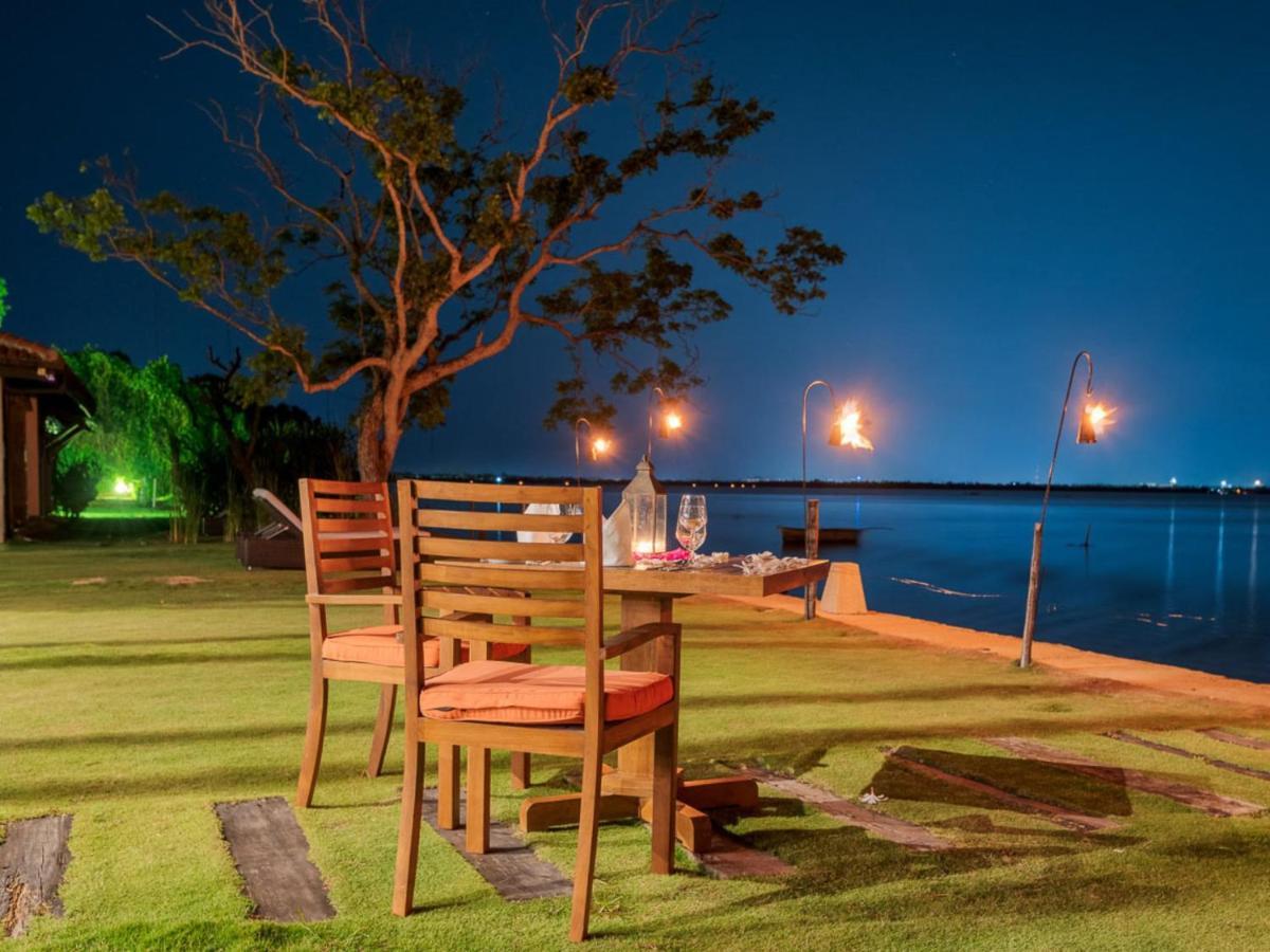 Regenta Arie Lagoon Negombo Hotel Exterior photo