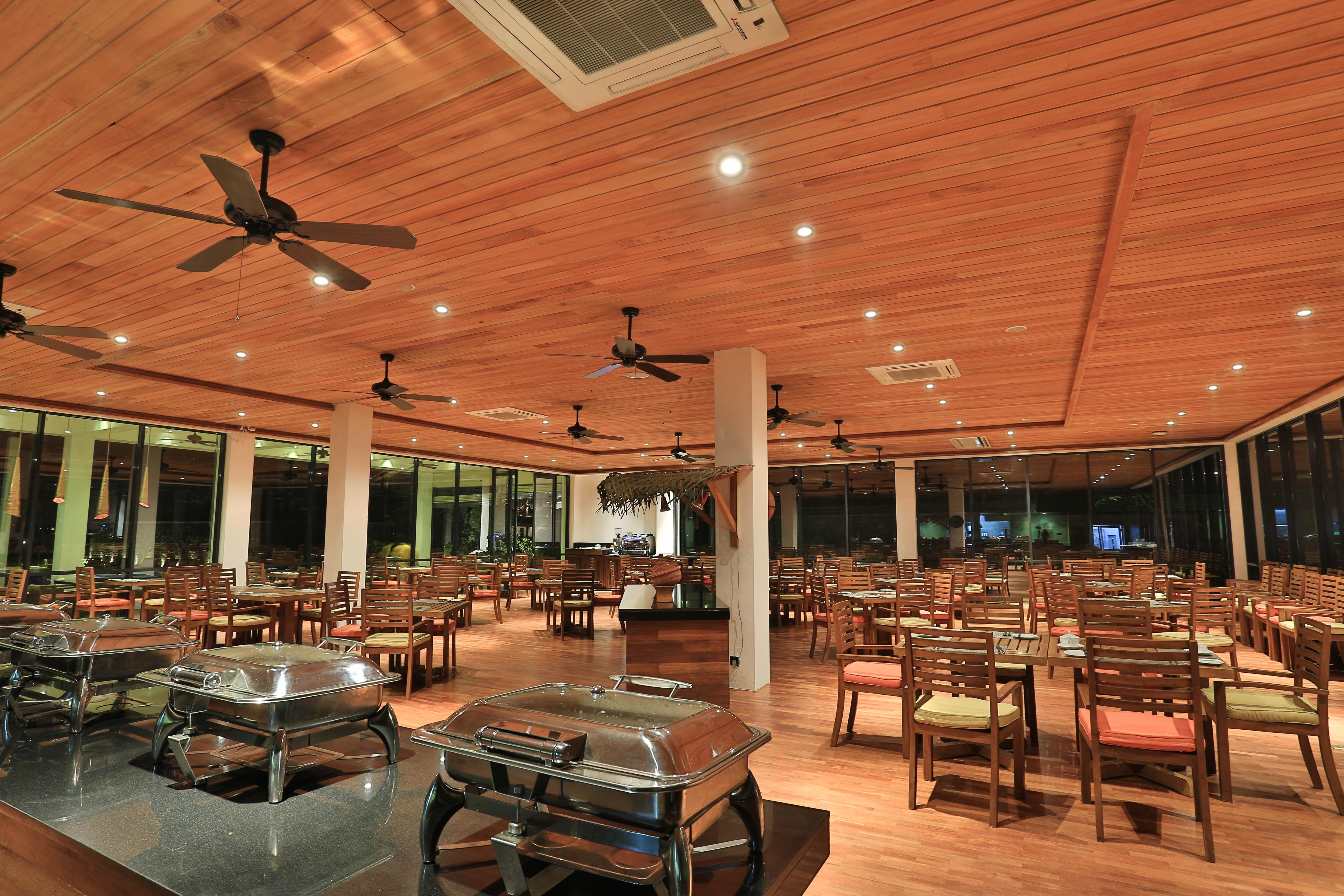 Regenta Arie Lagoon Negombo Exterior photo