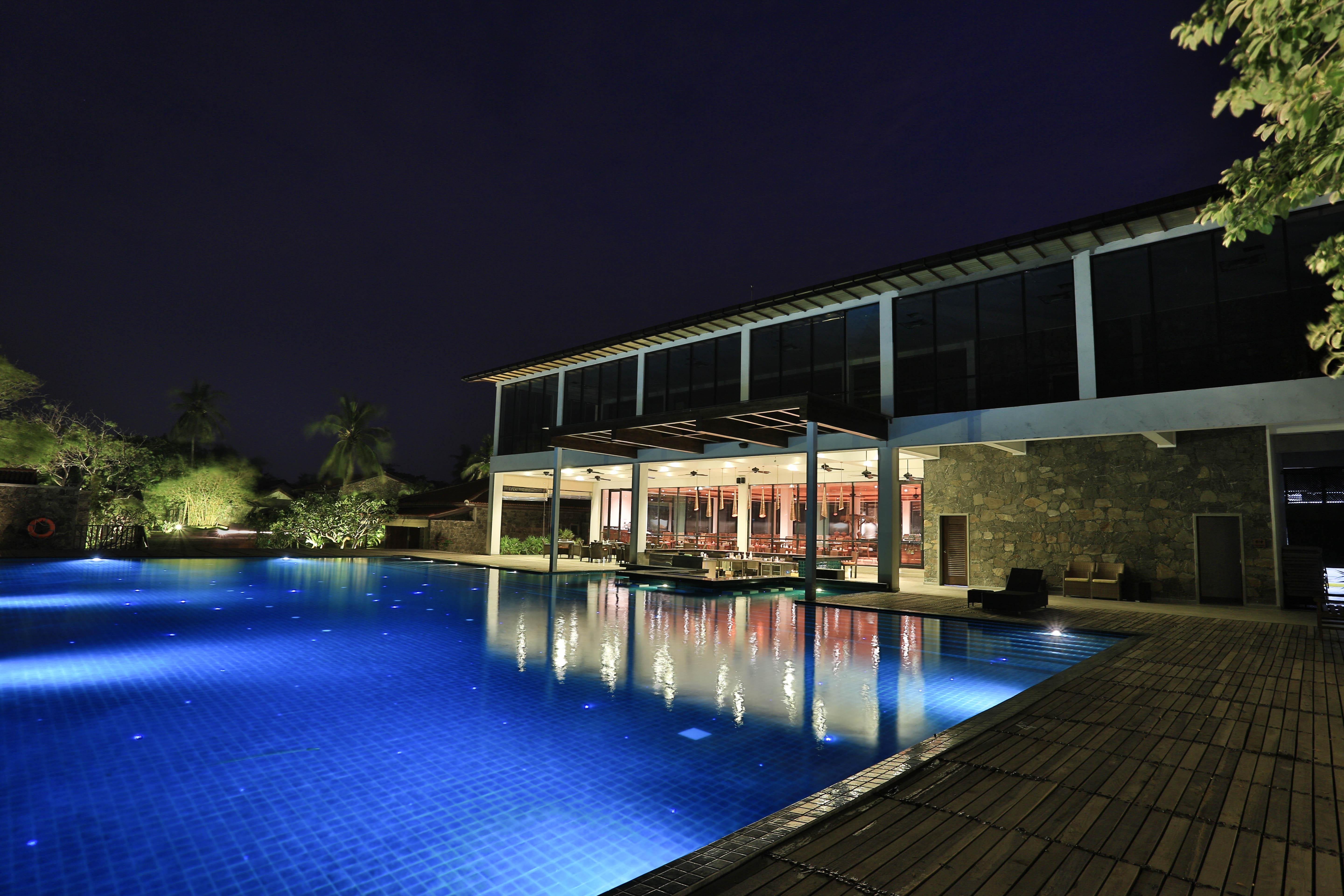 Regenta Arie Lagoon Negombo Exterior photo