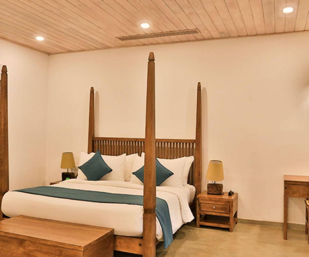 Regenta Arie Lagoon Negombo Exterior photo